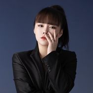 高跷妹