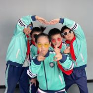 爱跳舞的小学生525