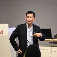 姚洋