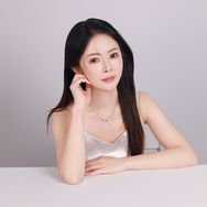 兔兔面部瑜伽
