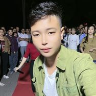 小帅锅（流浪歌手丐丐锅）