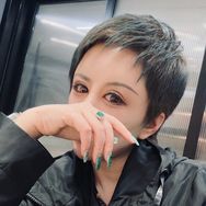 鑫聚幸和创始人•果果