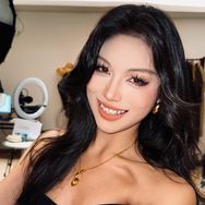 黄黑皮会会穿搭