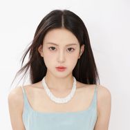 抖音涨粉榜影视综艺排行榜第19名伍怡