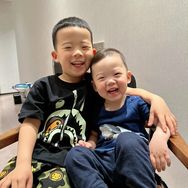 抖音母婴亲子排行榜第6名别哽哽,新榜指数864.1000,新增作品数1,分享数9920,评论数1455,点赞数13.5w,新增粉丝数1655,累计粉丝数570.75w