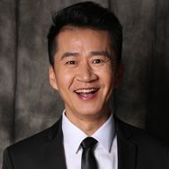 抖音明星八卦排行榜第21名演员李嘉明,新榜指数854.4000,新增作品数1,分享数3417,评论数2087,点赞数7.99w,新增粉丝数1569,累计粉丝数544.84w