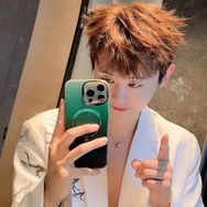 八同的朋友圈子💫