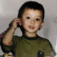 抖音舞蹈排行榜第2名徐生,新榜指数899.1000,新增作品数1,分享数9178,评论数3443,点赞数15.45w,新增粉丝数1.16w,累计粉丝数425.38w