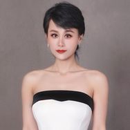 浙江🎤小岛玛丽  艾莎粒亚大瓜子