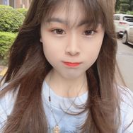 抖音美妆排行榜第15名高芋芋,新榜指数887.9000,新增作品数22,分享数1.3w,评论数4.42w,点赞数21.46w,新增粉丝数1.37w,累计粉丝数1174.84w