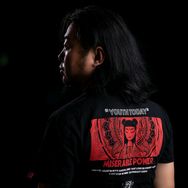 薛鹏《红梅》《玛尼情歌》作者