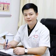 皮肤脱发科刘海燕