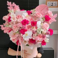 鲜花满堂甄选花束推荐官