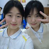独留月颖