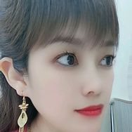 珊珊《单身》带个女儿