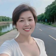 谭小玲