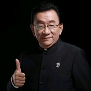 侯耀华