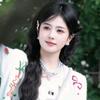 白鹿妍