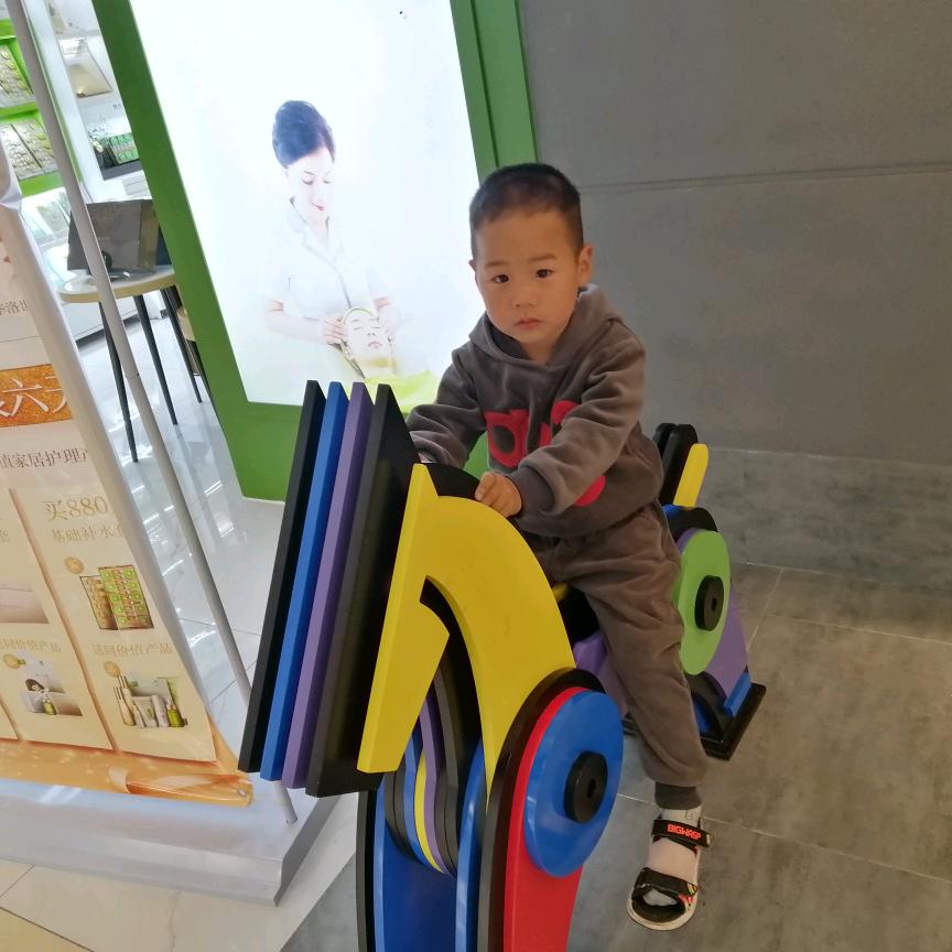 狂踹瘸子那条好腿