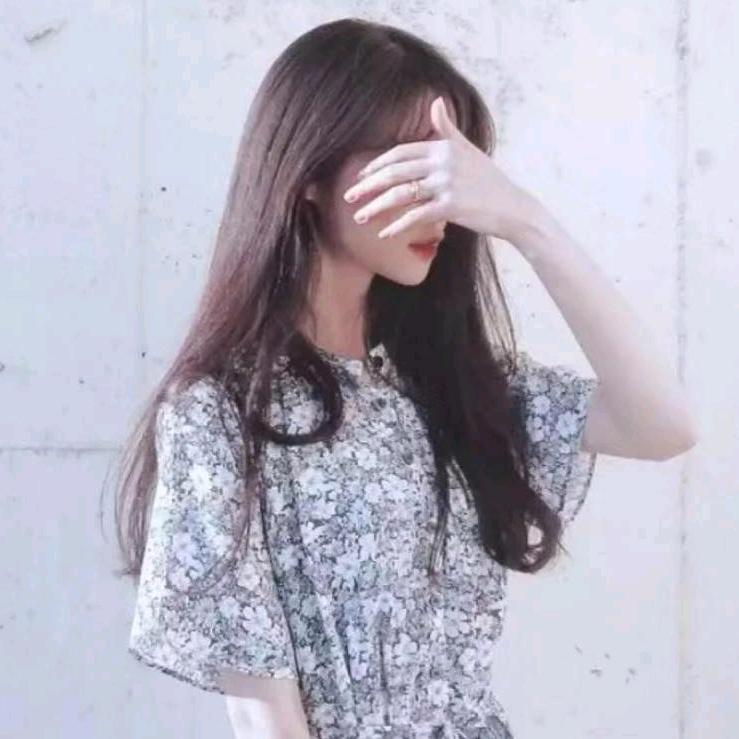 尹尹（