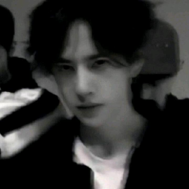 江小白头像