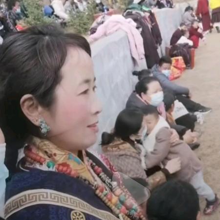 尼珍
