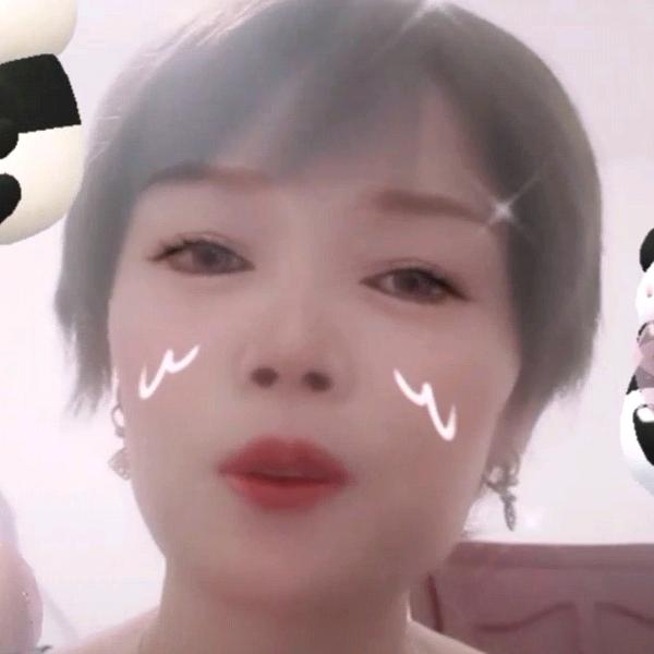 刘姐（亮航妈妈）