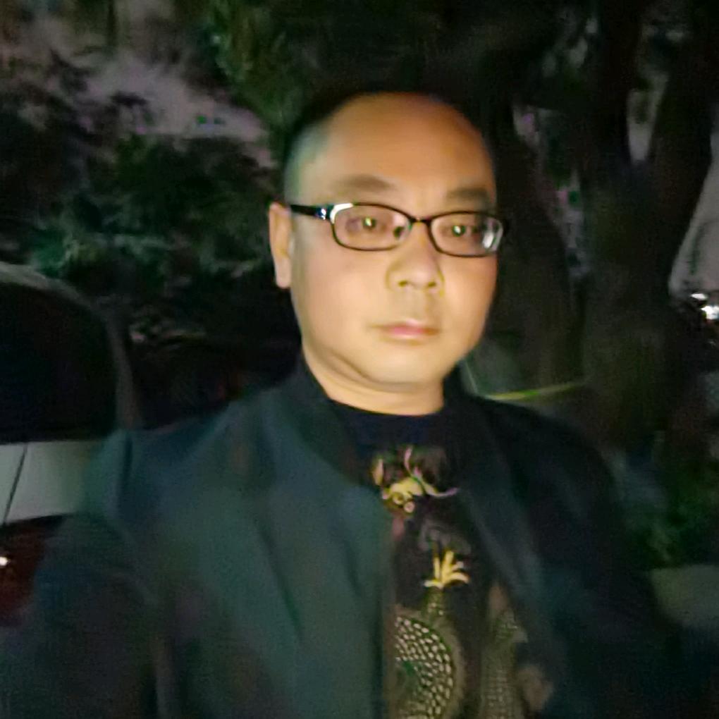 雨后的彩虹，（危华）