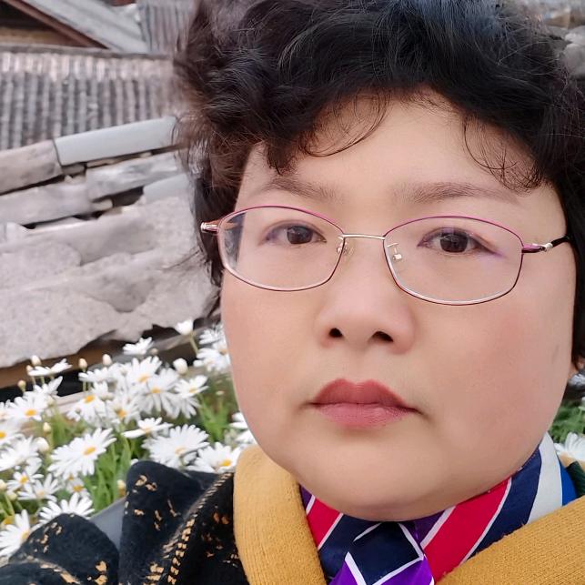 英英阿华田