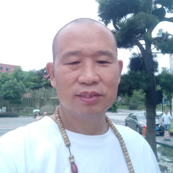 修行修心养蜂人