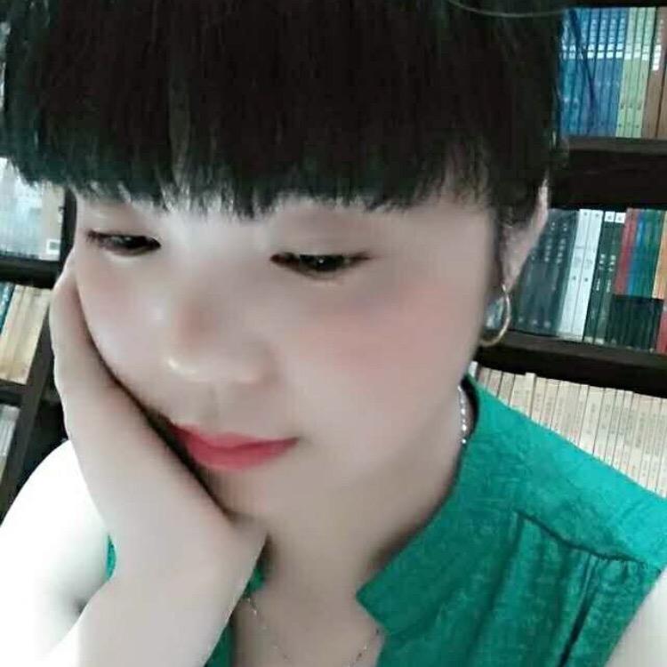 周霞