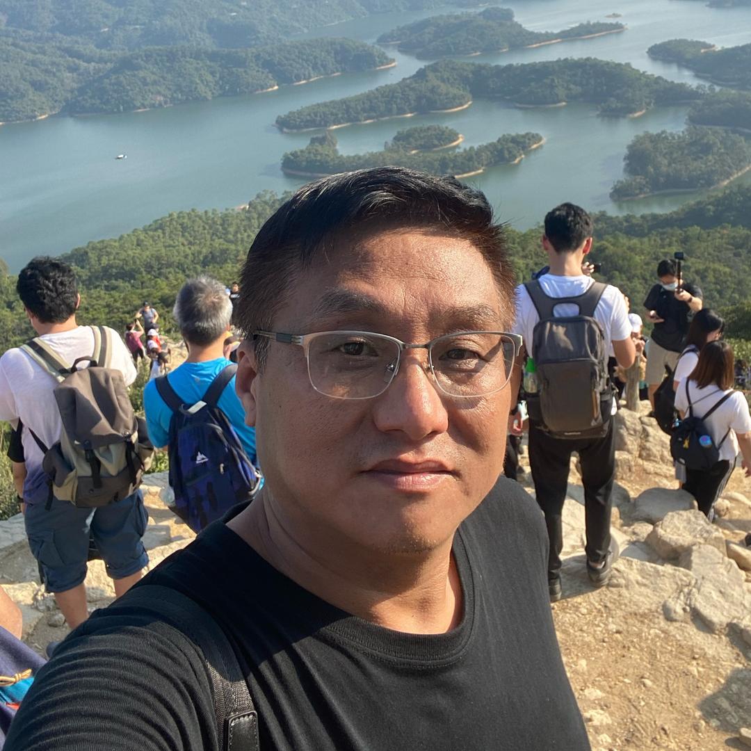 孤傲的雄鹰