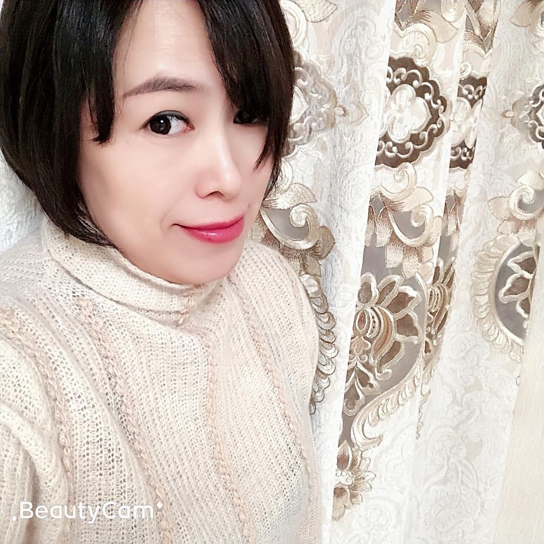 莉莉