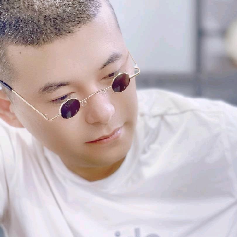 吴百万名车