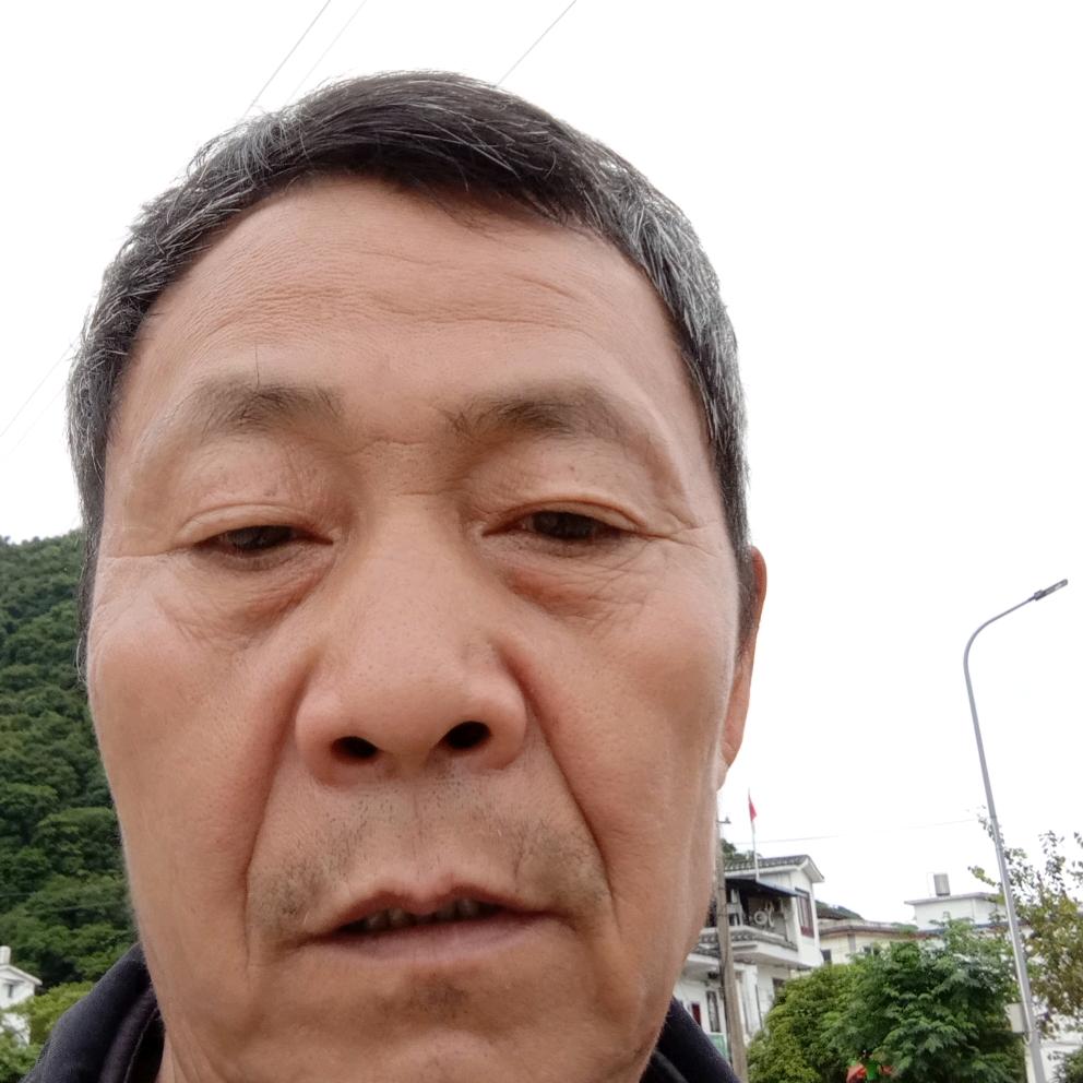 青山