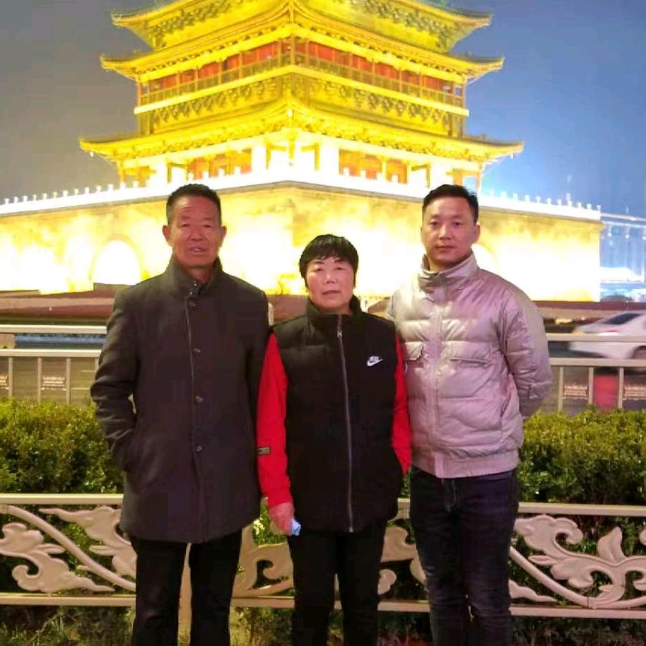 阿峰（三朝元老）