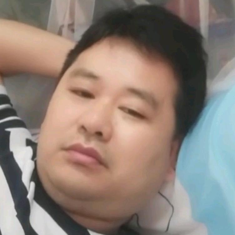 🐴上有钱💰（手机摄影）