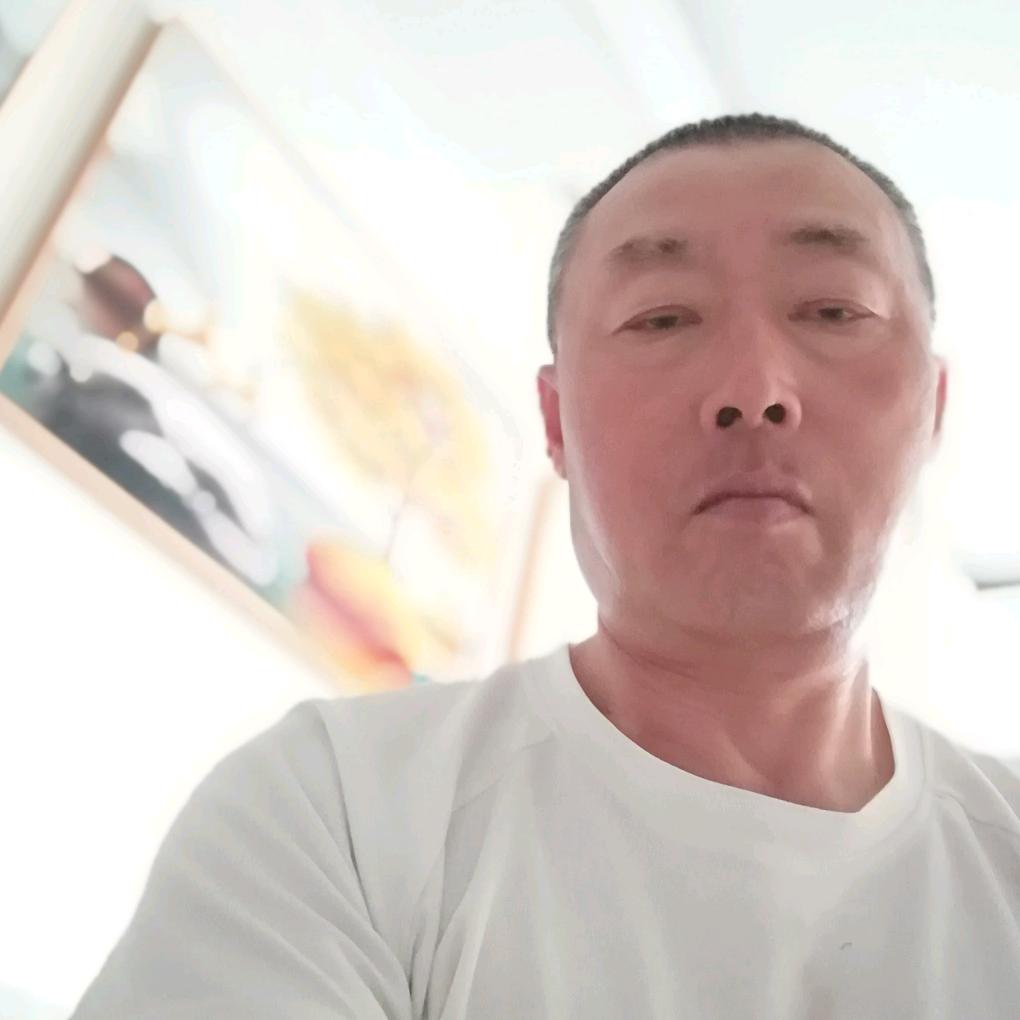 刘成