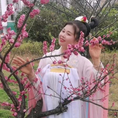 王福英