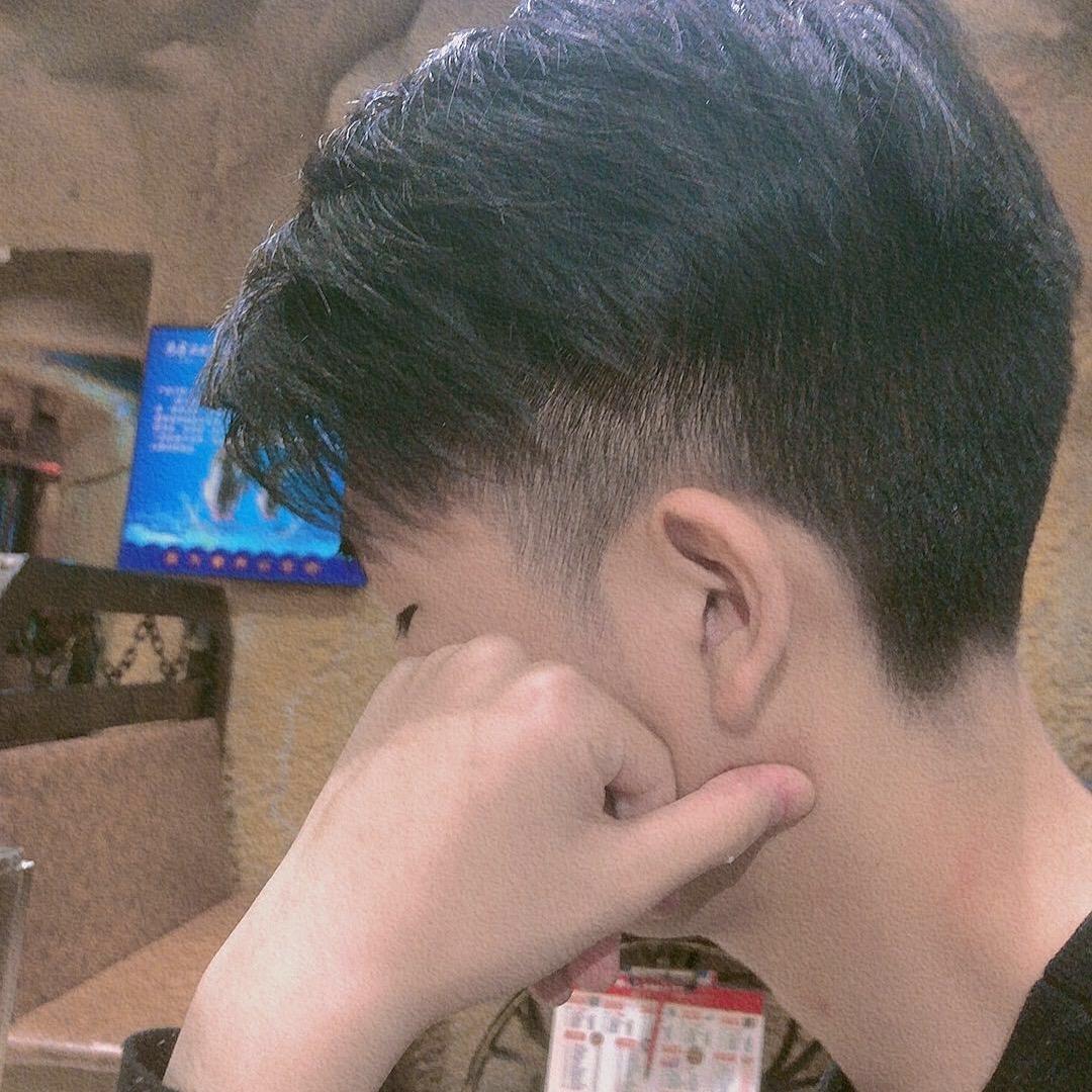 霸霸   ，