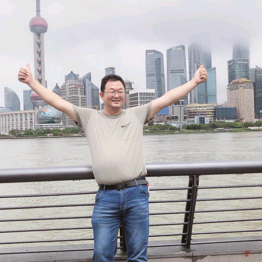 龙哥