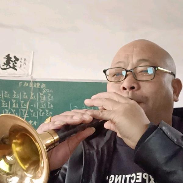 杨斌
