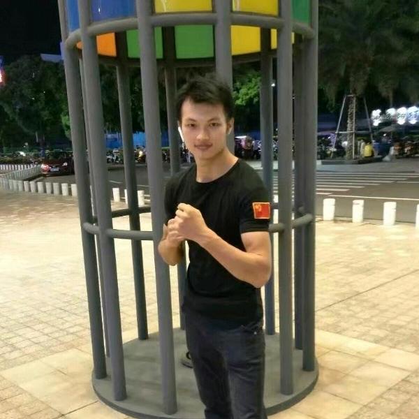 梁梁