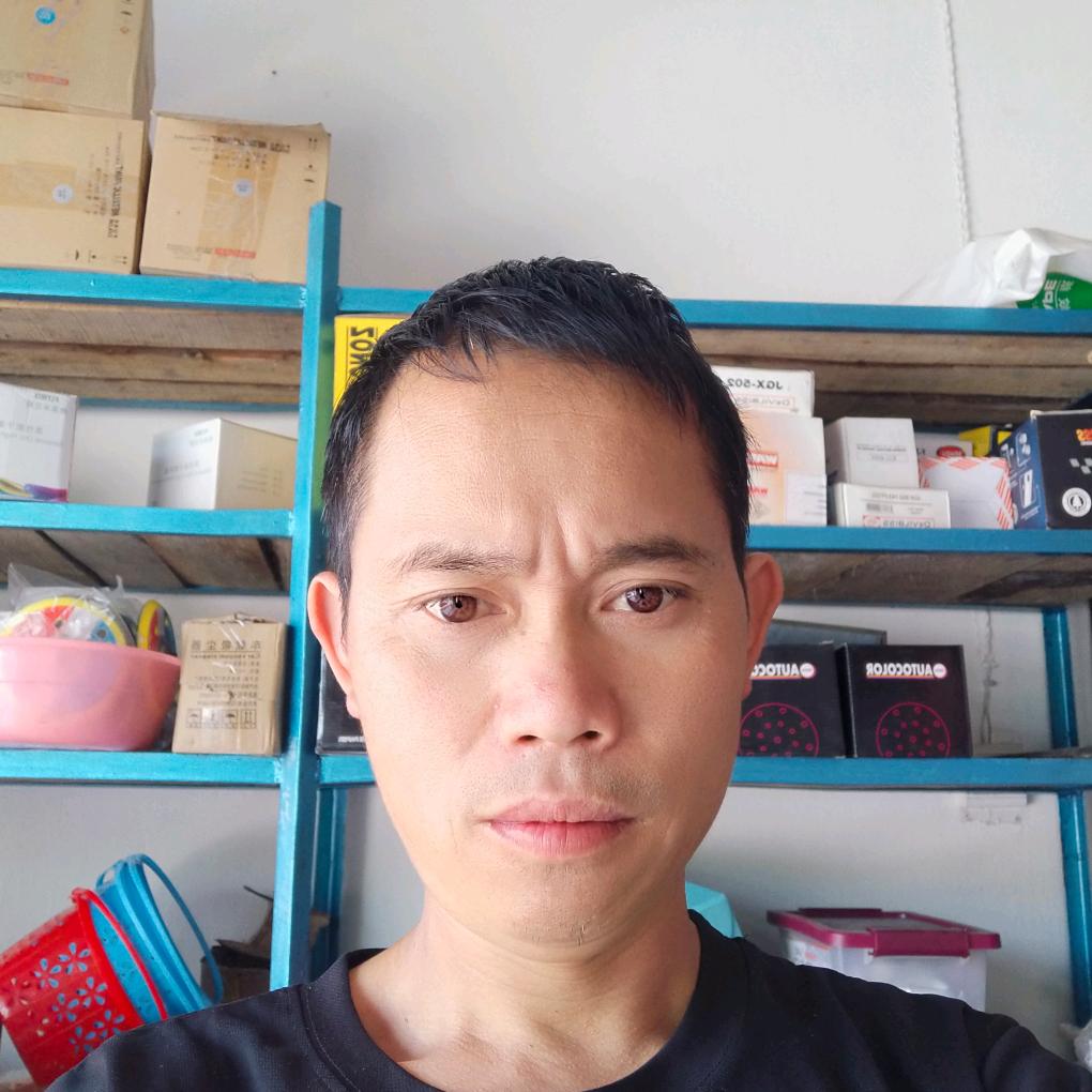 衣博民族服装厂