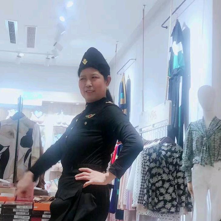 我爱我家    景凤，我喜爱健身操