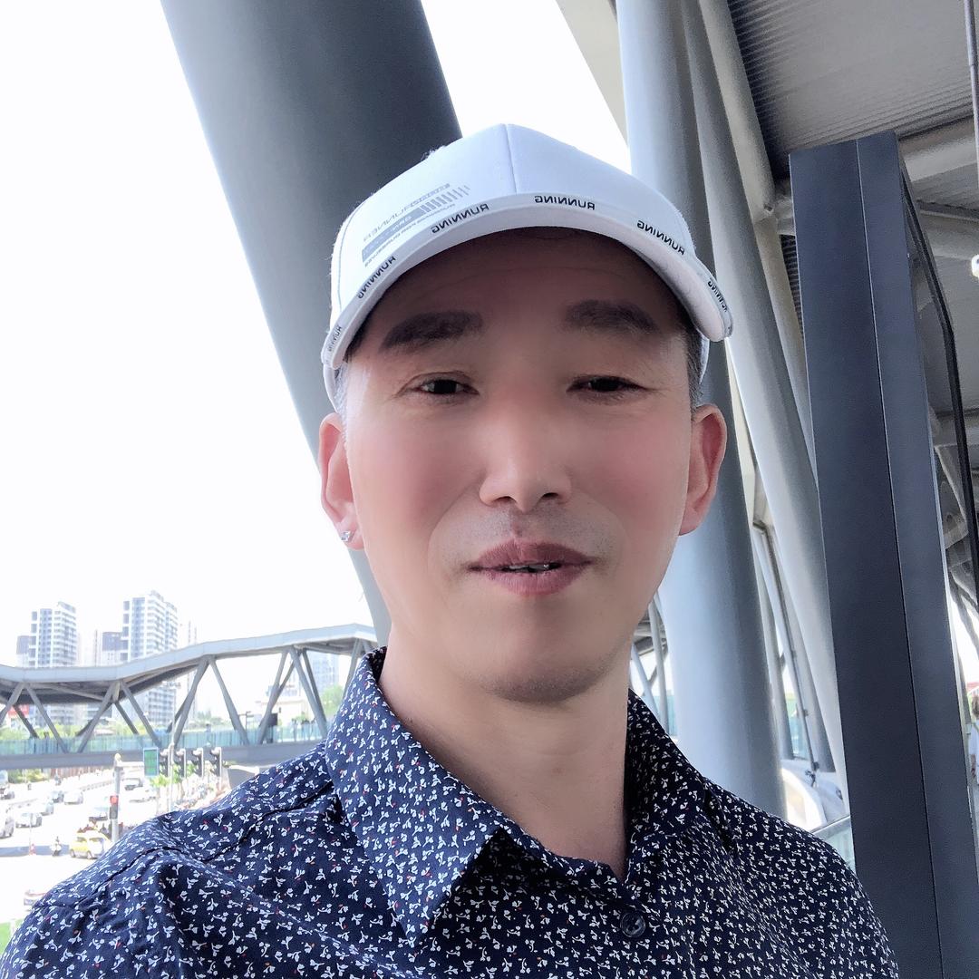 一直守护你的人