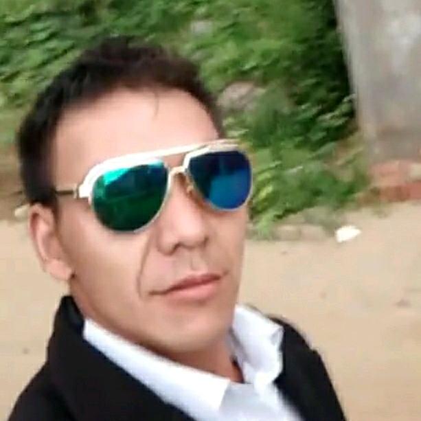 田