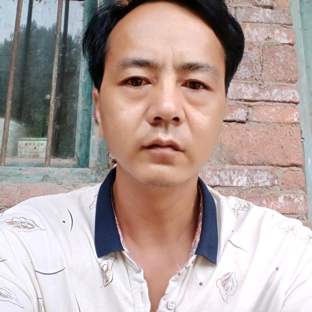 腾跃醒狮艺术团
