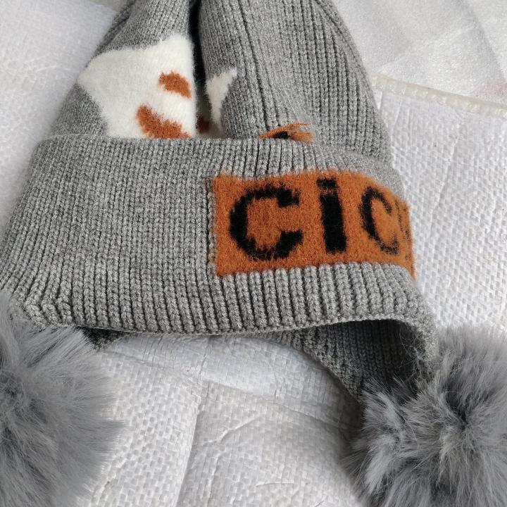 超乖的小财迷👧🏻✨：）