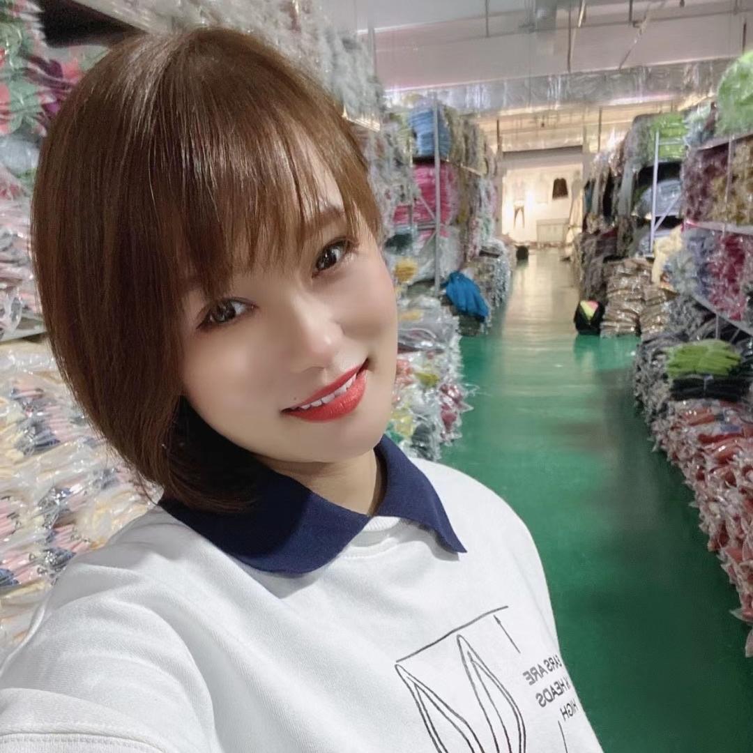 云丽服饰《是品牌代工厂》